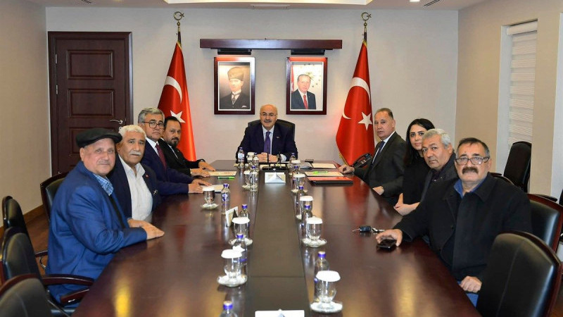 Vali Köşger Protokolü İmzaladı: Sarıçam'a Dev Hizmet Yolda!