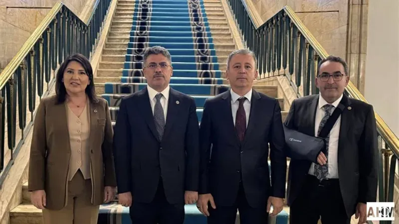 AK Parti Adana Milletvekilleri, Gençlik ve Spor Yatırımlarını Gündeme Aldı