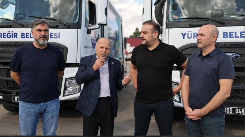 Yüreğir Belediyesi’nden Modern Araçlarla Temizlik Atağı