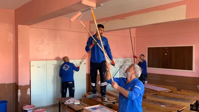 Sarıçam Belediyesi Okulların Fizikî Koşullarını Güçlendiriyor