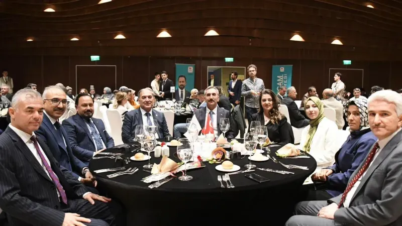 Sarıçam Belediyesi'nden Onur Yemeği