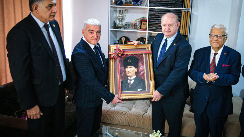 Çukurova Gazeteciler Cemiyeti’nde  Devir Teslim! Yeni Yönetim göreve başladı.