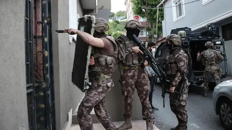 Adana'da MİT ve Emniyet’ten ortak operasyon